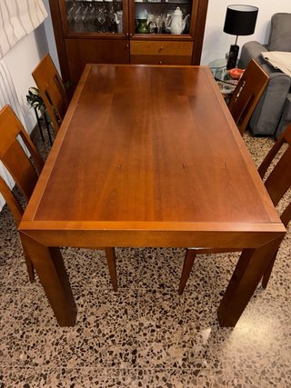 Juego de 4 Sillas de Comedor de Madera