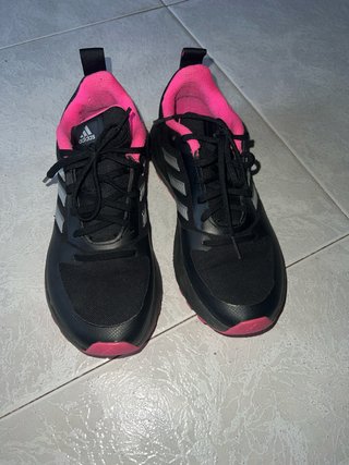 Zapatillas adidas Negras y Rosas