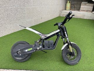 Mecatecno T8 moto trial niño