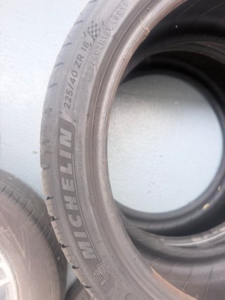 Neumático Michelin Pilot Sport 225/40 R18 92Y