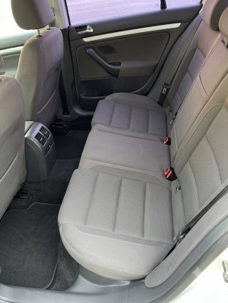 Volkswagen Golf 2004