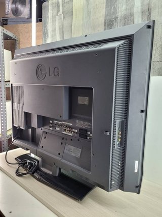 TV LG DE 37 PULGADAS