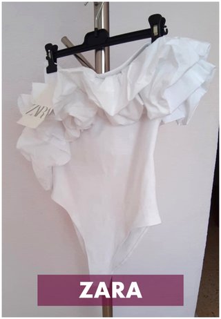 Body blanco con volantes. ZARA. Nuevo sin estrenar