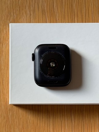 Apple Watch SE 3 40mm Space Gray
