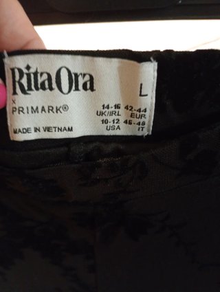 Calças Pretas Rita Ora x Primark