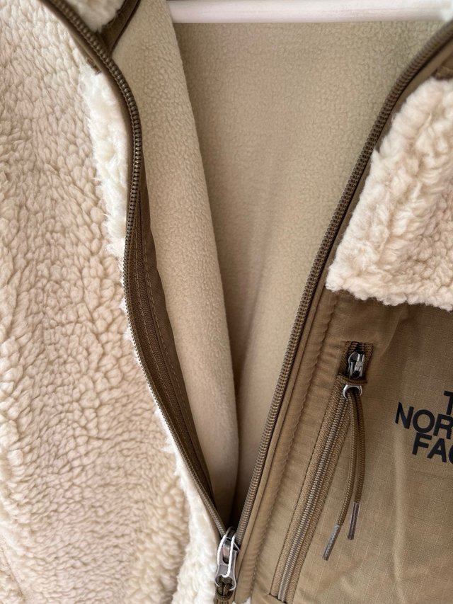 Chaqueta The North Face Beige