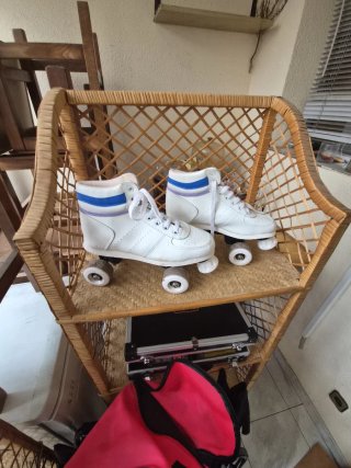 Patines de 4 Ruedas Blancos