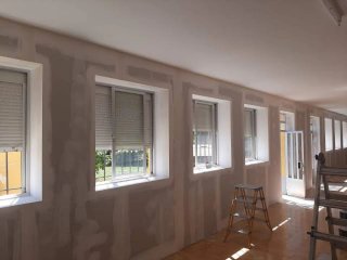 Instalar puertas y ventanas