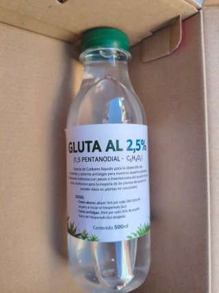 Antialghe e Carbonio Liquido per acquari