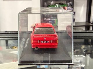 Miniatura BMW E30 M3 (1988) 1:43 Vermelho