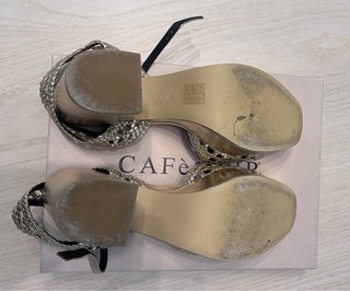Zapatos de fiesta dorados Café Noir Talla 41