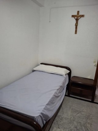 Dormitorio madera clásico completo