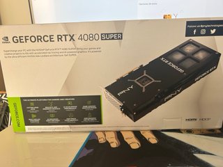 PC Gaming RTX 4080 super i5 32GB RAM no disco duro