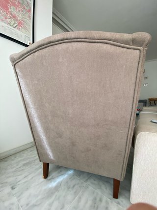 Sillón orejero Ikea beige y marrón