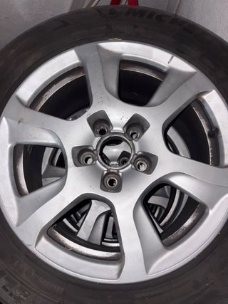 Neumático y llanta para Audi A4