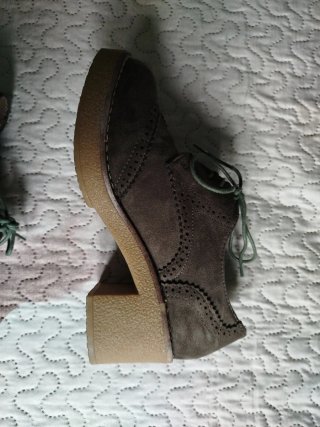 Zapatos de tacón estilo Oxford verde oliva