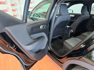 Volvo XC40 2022