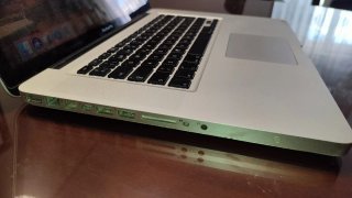 MacBook Pro 15 i7 6GB RAM 500GB (leer)