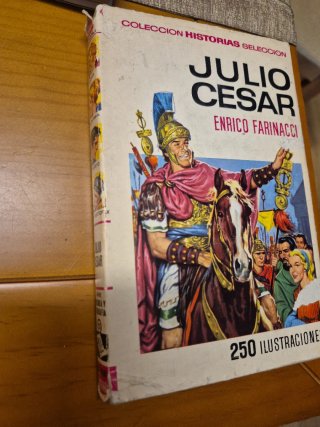 4 libros coleccion historias selección Bruguera