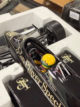 PremiumX 1/18 Lotus 97T Ayrton Senna 1985 JPS