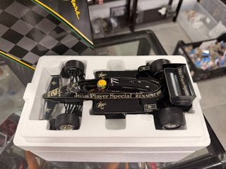 PremiumX 1/18 Lotus 97T Ayrton Senna 1985 JPS