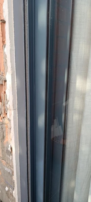 Ventana Balconera Doble Corredera