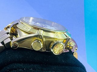 Reloj Jaguar Dorado Cronógrafo