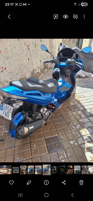 Maxi Scooter Azul