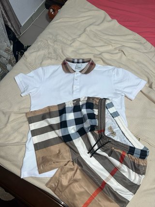 Set Polo y Pantalón Corto Burberry