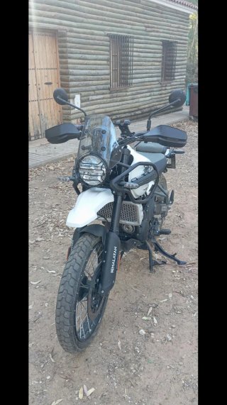 Royal Enfield Himalayan Kamet