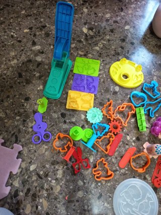 Accesorios plastilina: moldes y herramientas