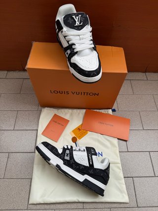 Louis Vuitton Sneakers Uomo Nero Bianco
