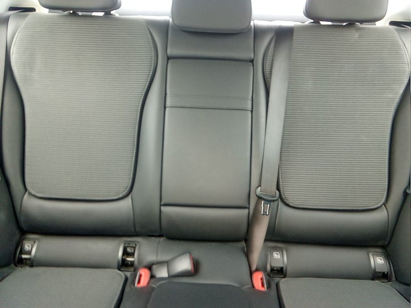 Mercedes-Benz Clase C 2022, foto 9