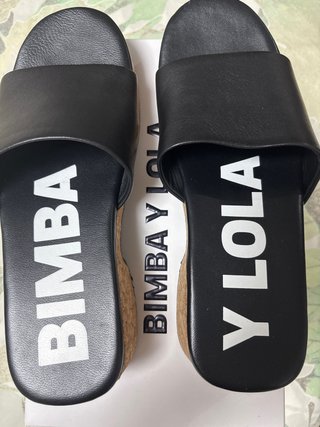 Sandalias Negras Bimba y Lola
