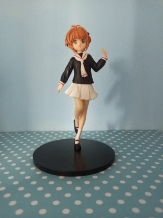 Figura Sakura Cazadora de Cartas