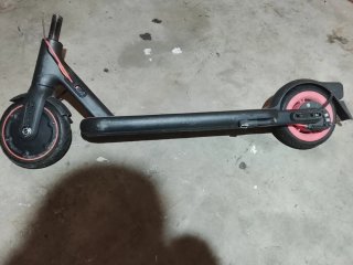 Patinete Eléctrico Desmontado