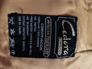Chaquetón de pelo sintético estampado