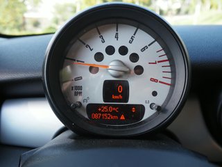 MINI Cooper 2012