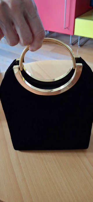 Bolso de fiesta de terciopelo negro