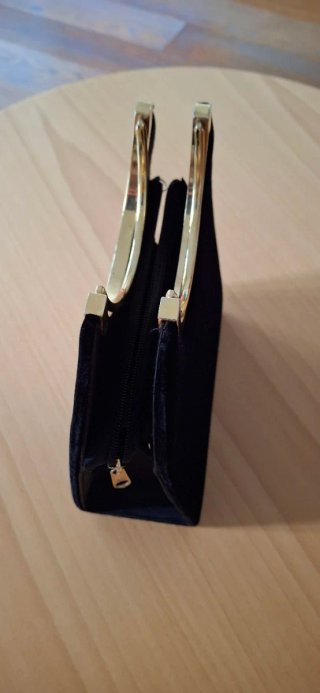 Bolso de fiesta de terciopelo negro