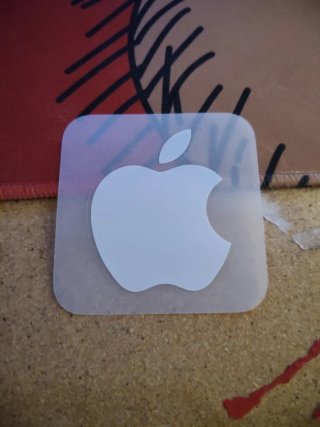 Adesivo Apple 2022