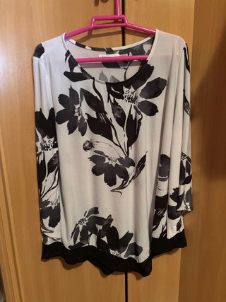 Blusa floral manga larga