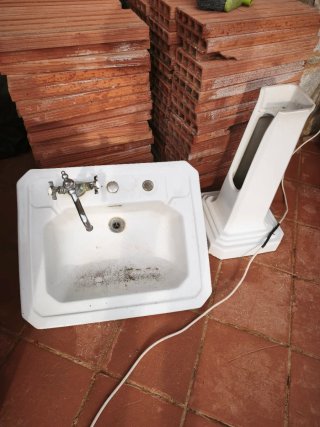 Lavabo de Porcelana Antiguo