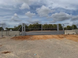 Puertas correderas chapas perforadas