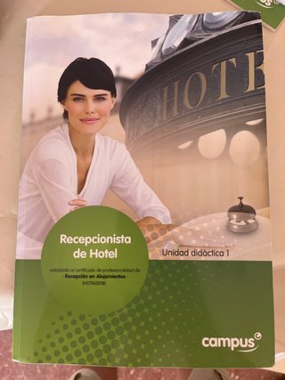 Libro de recepcionista de hotel