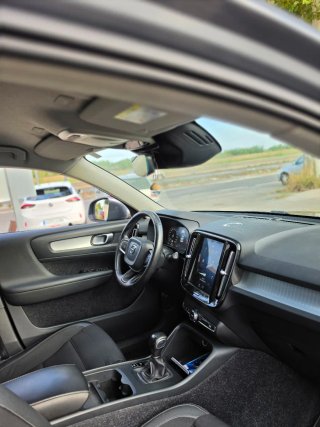 ​Volvo XC40 (2019) – Diésel 150 CV – Impecable
