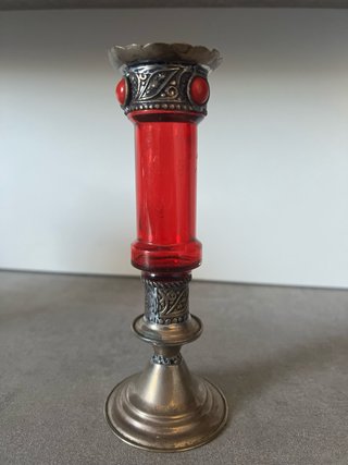 Candelabro antico porta candela rosso