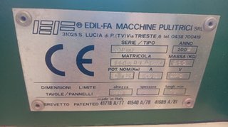 MÁQUINA LIMPIADORA DE PANELES Y TABLEROS