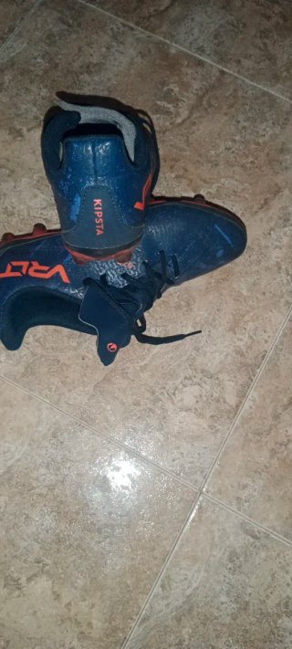 Zapatos de fútbol Kipsta