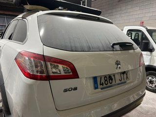 Portón trasero Peugeot 508 RXH SW